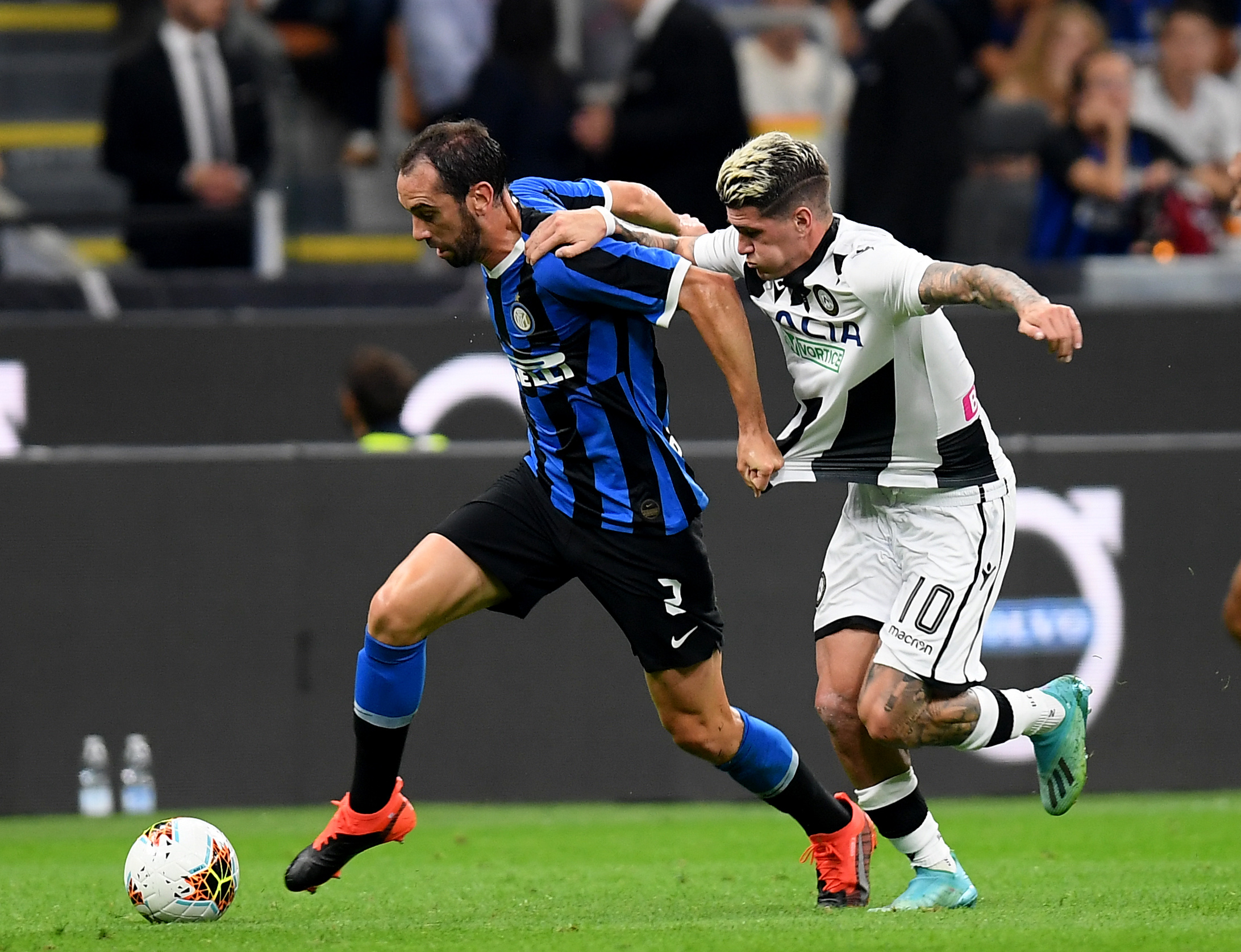 中华全国体育总会召开十届一次常委会会议.